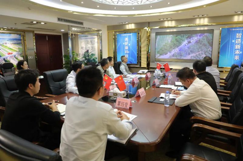 1605145061129568.jpg 会议现场.jpg