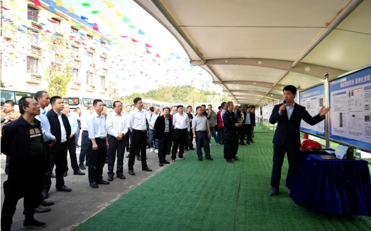 1704700052355872.png image.png